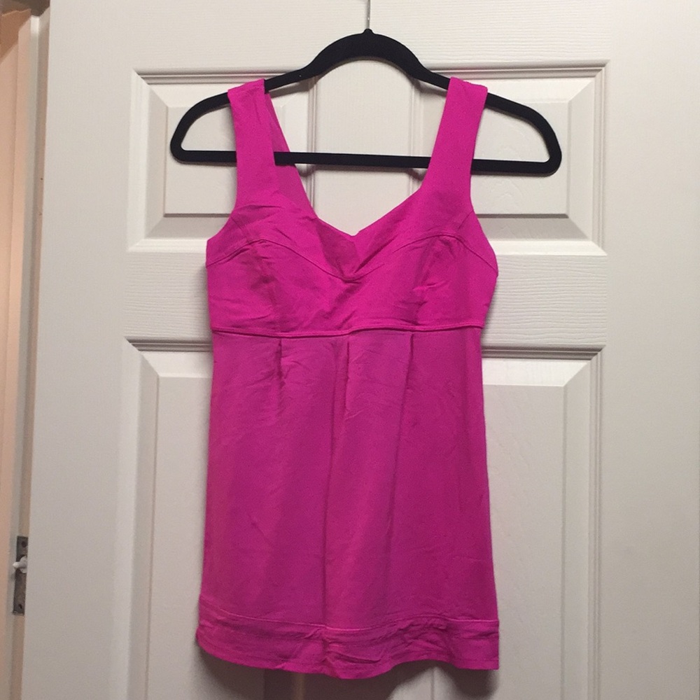 Lululemon tank